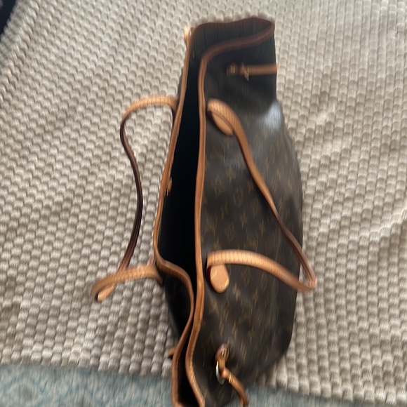 Authentic 🌼Louis Vuitton 🌼Neverful bag MM Reasonable offers please - Picture 5 of 14